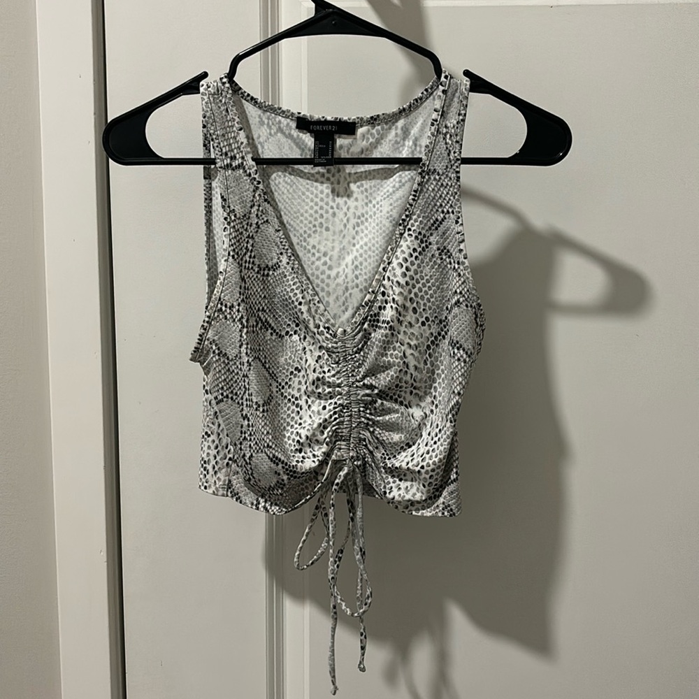 Snake skin print tank size medium